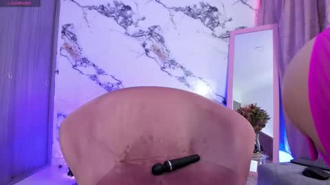 Snapshot of anna_ross_ chatting on 11-07-25, 06:41 Anna independent model online show from 11-07-25, 06:41