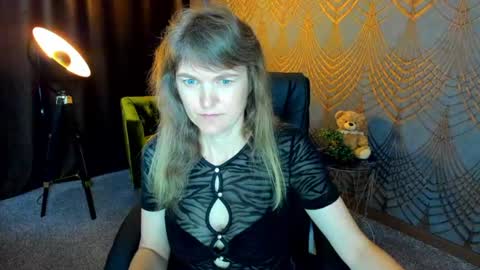 Snapshot of annabel_xxx chatting on 07-26-26, 05:48 Annabel online show from 07-26-26, 05:48
