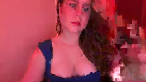 Snapshot of annabelle1614 chatting on 02-07-25, 05:10 Annabelle Haze online show from 02-07-25, 05:10