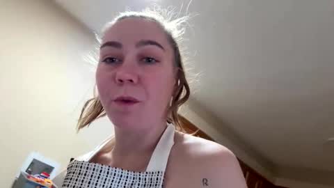 Snapshot of annabellemonroe69 chatting on 11-20-25, 01:33 annabellemonroe69 online show from 11-20-25, 01:33