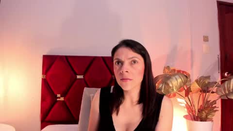 AnnaBrooks online show from 06-06-26, 12:27