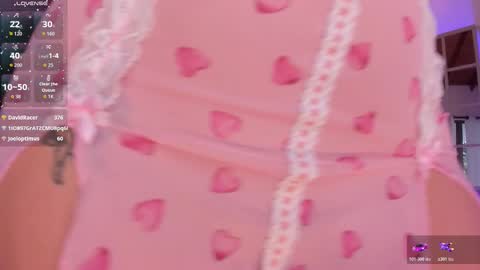 Snapshot of annabrooks_ chatting on 11-10-25, 09:47 Anna Brooks online show from 11-10-25, 09:47