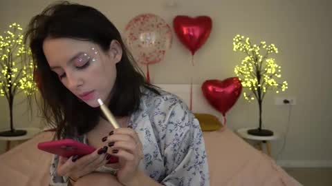 Snapshot of annaelys chatting on 02-13-25, 10:44 Anna online show from 02-13-25, 10:44