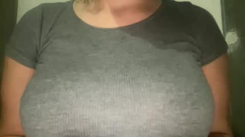 annagal18 online show from 03-08-26, 02:04