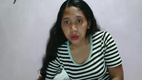 Snapshot of annahhotgirl chatting on 05-27-26, 02:41 annahhotgirl online show from 05-27-26, 02:41