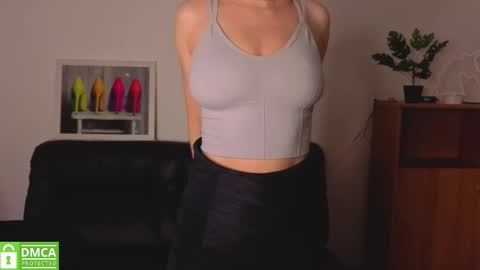 Anna online show from 12-15-25, 06:28