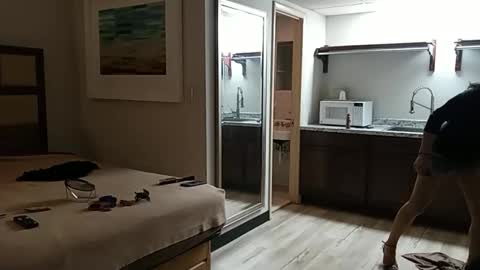 Snapshot of annaleecross chatting on 03-14-26, 01:27 Anna Lee Cross online show from 03-14-26, 01:27