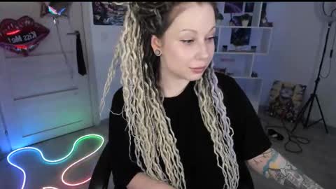 Anna online show from 03-12-26, 03:40