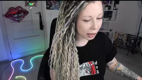 Anna online show from 04-15-26, 08:20