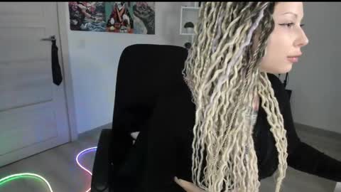 Anna online show from 04-26-26, 05:43