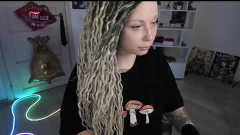 Anna online show from 06-14-26, 02:24