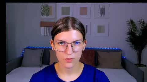 Snapshot of annathorne chatting on 06-02-26, 09:22 Im Anna online show from 06-02-26, 09:22