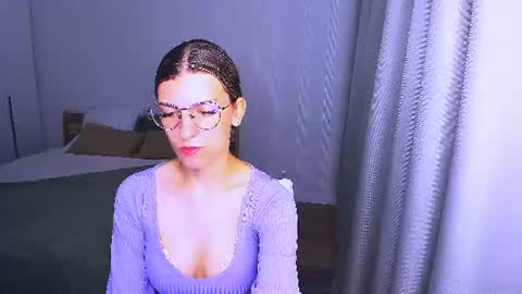 Snapshot of annathorne chatting on 06-16-26, 04:26 Im Anna online show from 06-16-26, 04:26