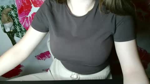 Bella online show from 11-17-25, 07:08