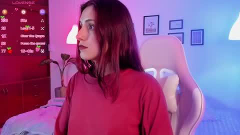 Snapshot of anne_bloom_ chatting on 01-07-25, 05:53 Anne online show from 01-07-25, 05:53