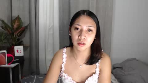 anne_chanelx online show from 02-12-26, 04:46