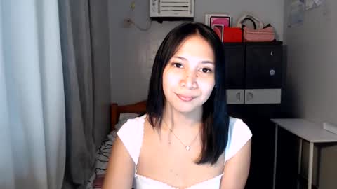 anne_chanelx online show from 05-21-26, 06:59