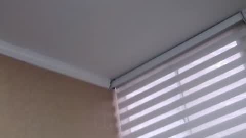 Snapshot of anne_julienne chatting on 06-19-26, 10:24 online show from 06-19-26, 10:24