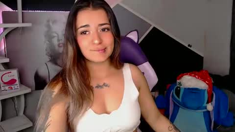 Anne  online show from 01-04-25, 03:17