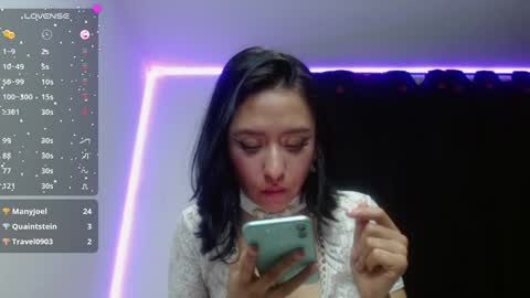 Snapshot of anne_nicholson chatting on 12-27-24, 06:46 Anne online show from 12-27-24, 06:46