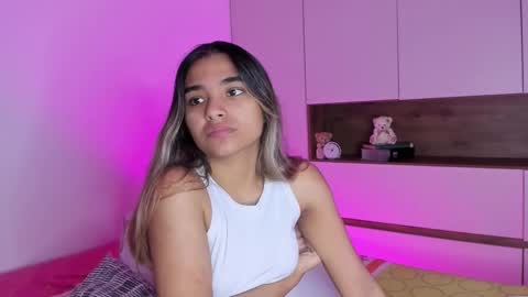 Anne online show from 03-07-26, 03:58