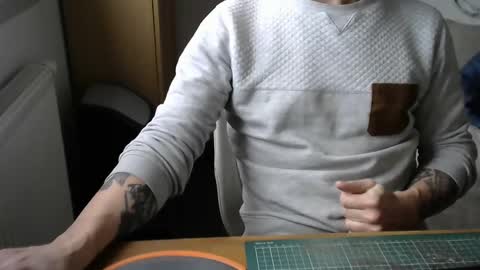 Snapshot of annecylake chatting on 01-20-25, 01:21 annecylake online show from 01-20-25, 01:21