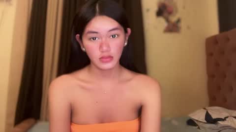 Snapshot of annedee_ chatting on 12-22-24, 10:38 Kim online show from 12-22-24, 10:38