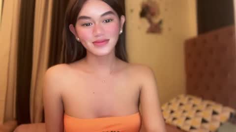 Snapshot of annedee_ chatting on 12-30-24, 07:00 Kim online show from 12-30-24, 07:00