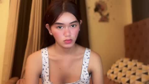 Snapshot of annedee_ chatting on 01-09-25, 06:17 Kim online show from 01-09-25, 06:17