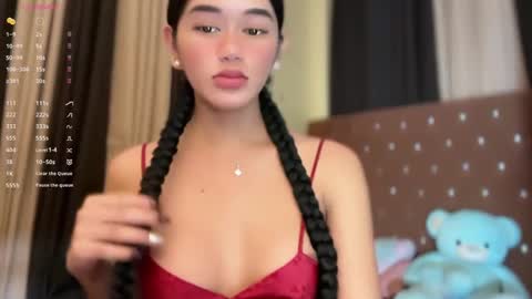 Snapshot of annedee_ chatting on 02-22-25, 11:13 Kim online show from 02-22-25, 11:13