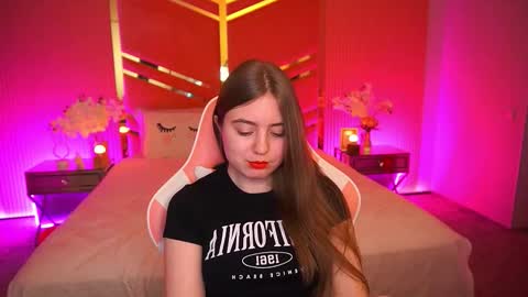 Snapshot of anneeexx chatting on 12-15-25, 03:27 anneeexx online show from 12-15-25, 03:27