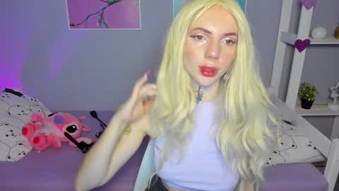 Snapshot of annetenet chatting on 12-14-24, 04:23 Annet online show from 12-14-24, 04:23