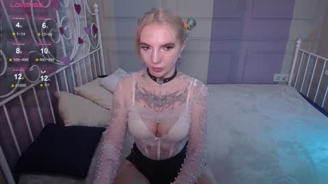 Snapshot of annetenet chatting on 02-01-25, 01:09 Annet online show from 02-01-25, 01:09