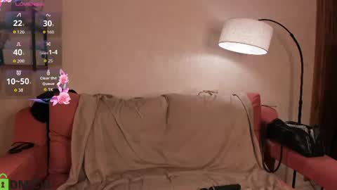 Snapshot of annette_nelsone chatting on 06-29-26, 01:01 annette_nelsone online show from 06-29-26, 01:01