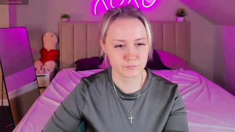 Joyce Howard online show from 03-17-26, 02:27