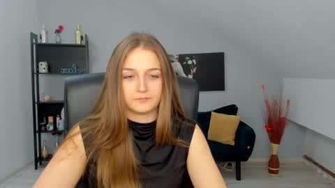 annewilsonn online show from 03-12-26, 06:41