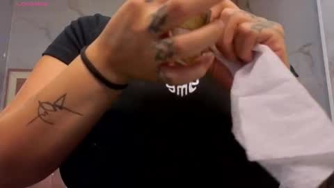 Anni acker b online show from 04-25-26, 12:41