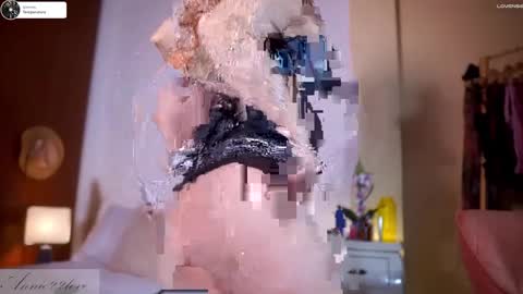 Annie independent model online show from 01-21-25, 09:57