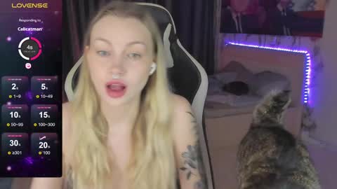 Snapshot of annie69kiss chatting on 03-07-25, 08:55 Annie online show from 03-07-25, 08:55