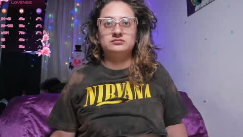 Snapshot of annie_bigboobs_ chatting on 01-08-25, 09:23 Ana Bolena independent model online show from 01-08-25, 09:23