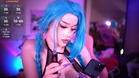 Annie May   online show from 12-14-24, 03:15