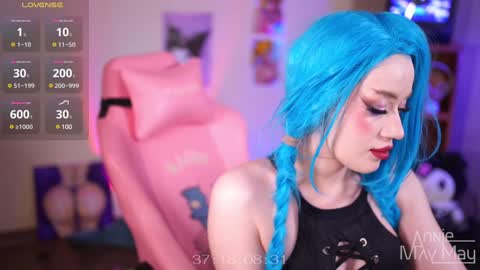 Annie May   online show from 02-02-25, 11:51