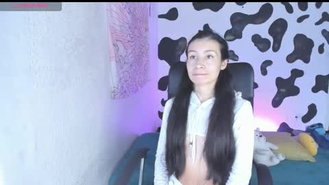 Snapshot of annie_smith22 chatting on 12-16-25, 09:20 Annie online show from 12-16-25, 09:20