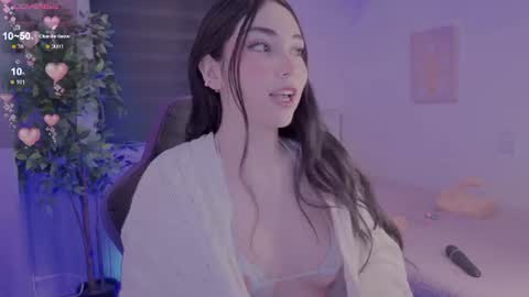 Cassandra online show from 06-19-26, 06:29