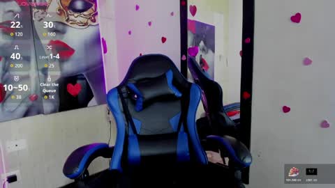 Anniee online show from 05-28-26, 12:24