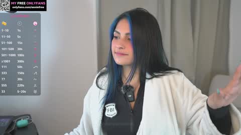 Annie FREE TRIAL IN BIO online show from 10-23-25, 02:33