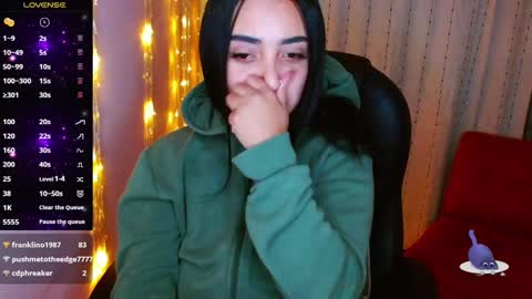 Snapshot of anniehh_ chatting on 01-24-25, 08:13   Annie  Independent model Hello all offline tokens are appreciated  thank you for your support.33 online show from 01-24-25, 08:13