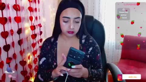 Snapshot of anniehh_ chatting on 03-03-25, 05:50   Annie  Independent model Hello all offline tokens are appreciated  thank you for your support.33 online show from 03-03-25, 05:50