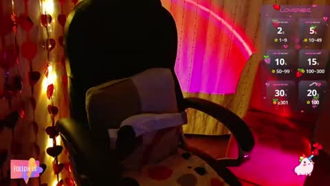 Snapshot of anniehh_ chatting on 03-06-25, 10:09   Annie  Independent model Hello all offline tokens are appreciated  thank you for your support.33 online show from 03-06-25, 10:09