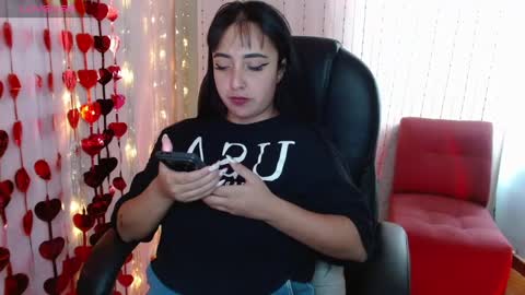 Snapshot of anniehh_ chatting on 03-06-25, 06:48   Annie  Independent model Hello all offline tokens are appreciated  thank you for your support.33 online show from 03-06-25, 06:48